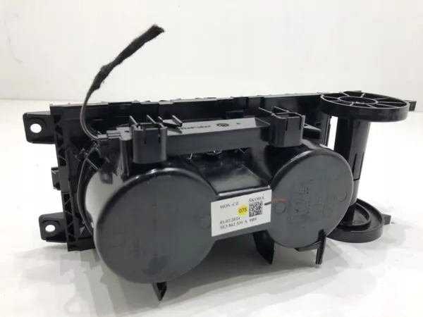 Getränkehalter OEM 5E3862531A für Skoda Octavia IV image 3
