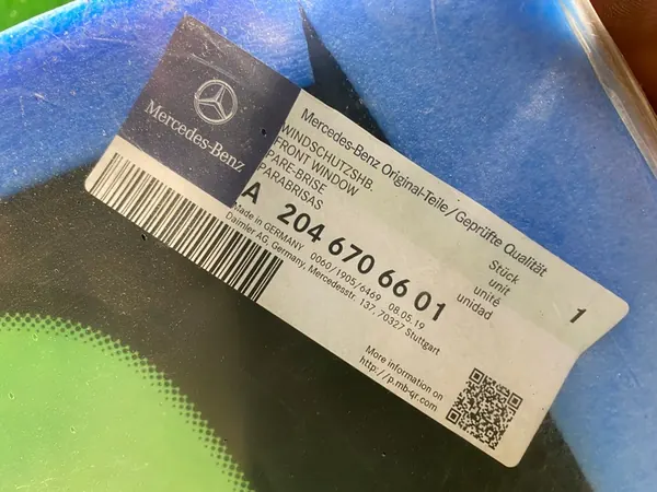 MERCEDES C-KLASA W204 PARABREZZA ANTERIORE A2046706601 image 2