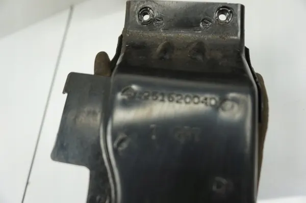 Mercedes W251 moottorin väliseinä OEM 2516201478 image 7