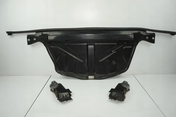 Mercedes W251 moottorin väliseinä OEM 2516201478 image 9
