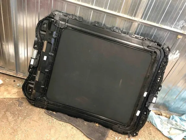 Toit Ouvrant Cupra OEM 2GA877041G - Occasion 1.4L image 2