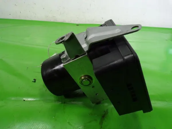 Bomba ABS OEM 3451-6771486-01 para BMW E81 image 5