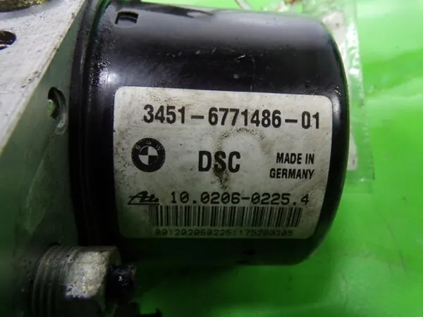 Bomba ABS OEM 3451-6771486-01 para BMW E81 image 8