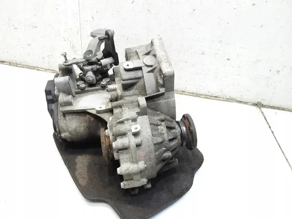 Manuaalivaihteisto KBL 0A4301107H Audi A3 8PA 1.9 TDI image 3