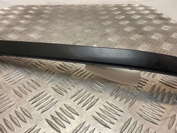 Mercedes-Benz E W238 2018 Frontscheibenleiste OEM A2926908100 image 6