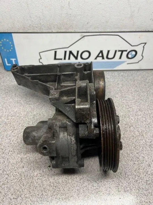 Pompe de direction assistée BMW OEM 7474746 pour Série 5 E39 image 4