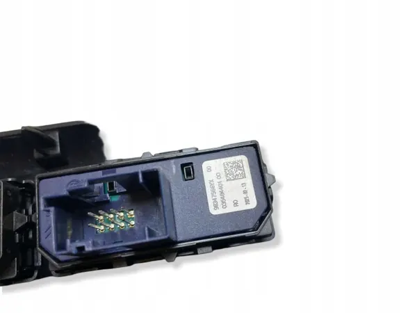 Marco de Puerta Opel Corsa F OEM 98444355 - Usado image 6