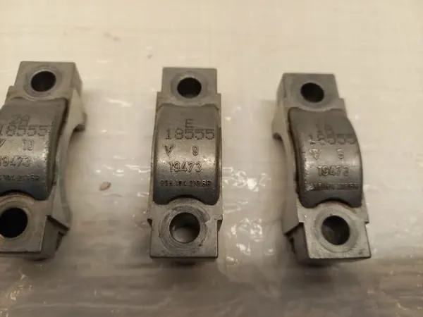 Porsche 996 Kamaxelsluttapp OEM 9961042136R image 4