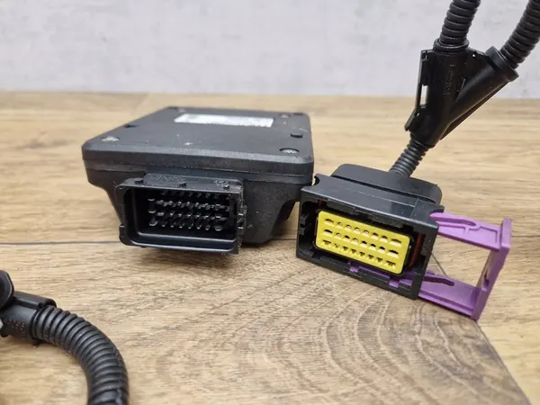 Boîte à puce BMW F30 330e Tuning CRTD4 BT Multi Canal image 8