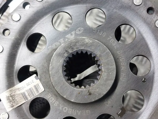 Volante de Dupla Massa + Disco + Placa de Pressão Volvo XC60 I 2.0 D3 image 7