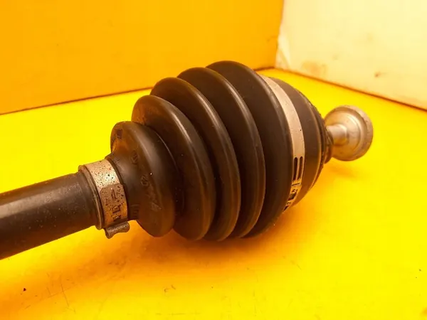 Framre höger drivaxel BMW X3 F25 2.0D OEM image 4