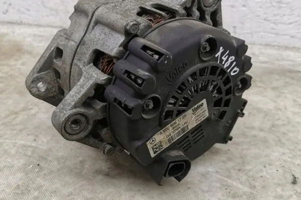 Vaihtovirtageneraattori MERCEDES-BENZ C (W205) A0009061705 image 6