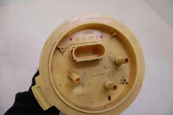 Begagnad vattenpump OEM 1K0919050J för VW Audi image 6