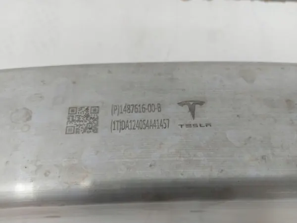 Tesla Model Y 2024 Poutre Pare-chocs Arrière OEM 1487616-00-B image 4