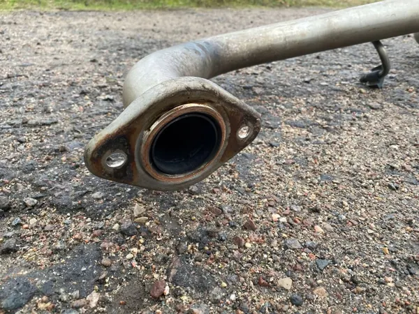 Subaru OE Avgasljuddämpare OEM FBZ17270 begagnad image 4