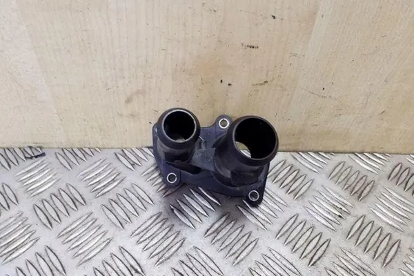 Jäähdytysputki FORD FOCUS IV 1.6L bensiini 2012 OEM 2S6G9K478BD image 3