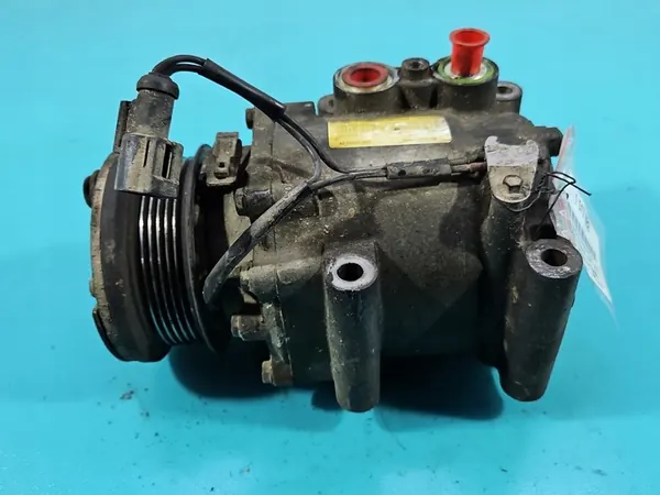 Compresseur de Climatisation Ford Focus MK1 1.8 TDDI image 4