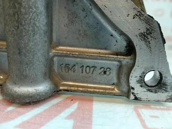 Mercedes-Benz Krukas pakking OEM A6510110108 image 9