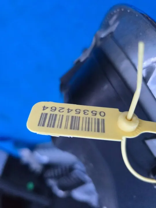 Front Left Bumper Grill BMW X5 E70 X6 E71 OEM 7185223 image 7