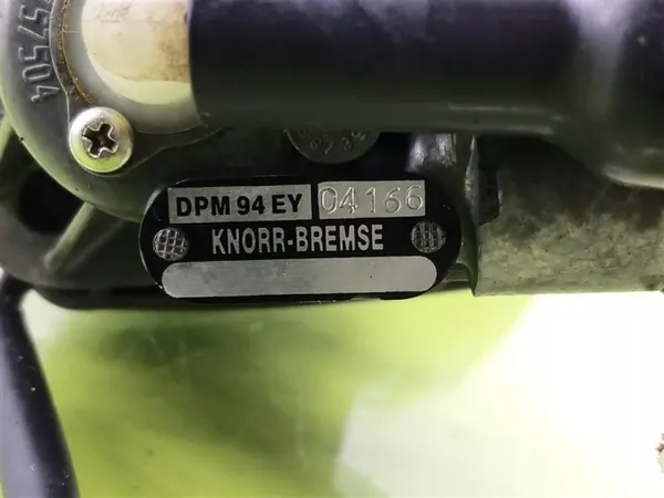 Soupape de frein à main 04166 KNORR pour Iveco Eurocargo image 3