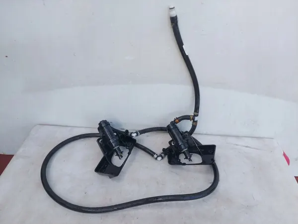 OEM 50553762 Koplampsproeier Alfa Romeo Giulia image 2
