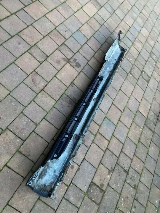 OEM 8N3 Oikea kynnyssuoja Audi TT:lle 1998-2006 image 3