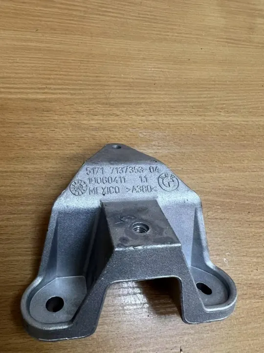 Support de colonne de direction OEM D5405 BMW X5 E70 image 4