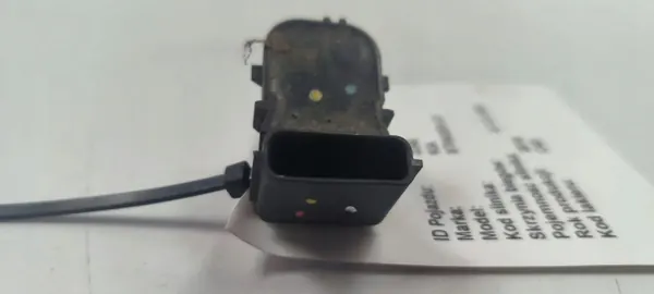 Sensor de estacionamento KIA Stinger OEM 95720J5210 - Usado image 2