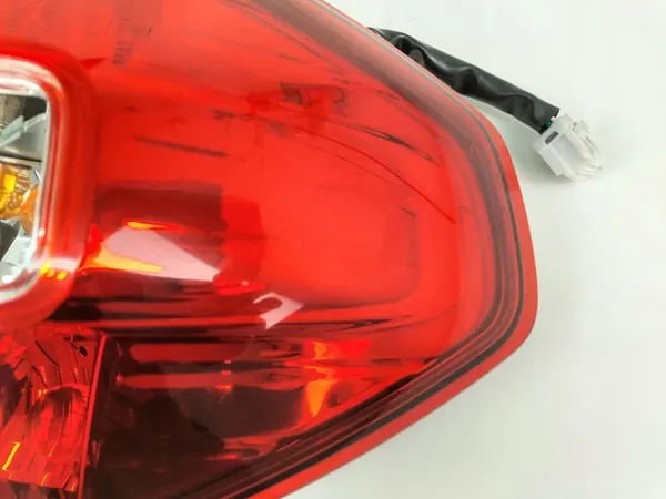 Renault OE 26550-JY00 Lámpara Trasera Derecha image 3