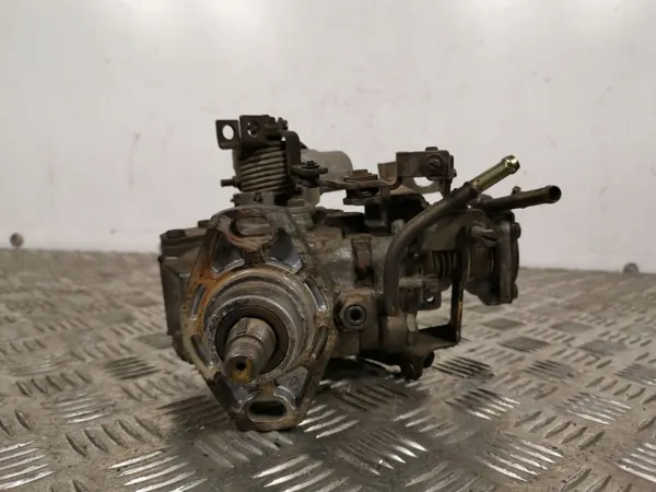Opel Vectra B Einspritzpumpe OEM 8971392700 image 2
