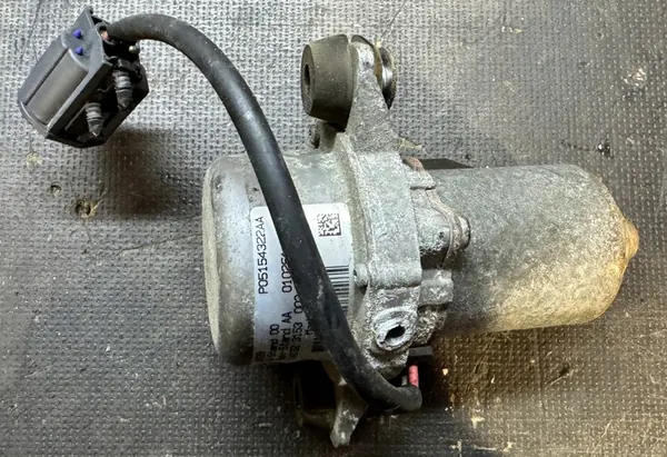 JEEP GRAND CHEROKEE WK2 II 3.6 Imupumppu image 2