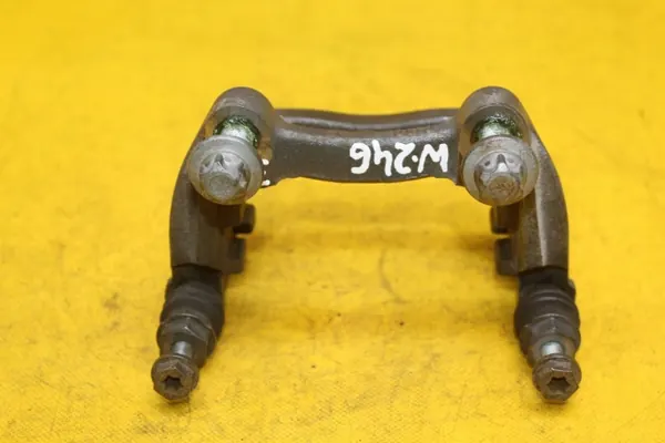 OEM 276X9 0133C Taka-akselinivel Mercedes W246 image 3