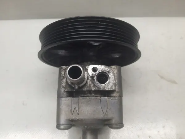 Bomba de direção assistida 2.4 D5 163CV Volvo V70 II XC70 S80 image 8