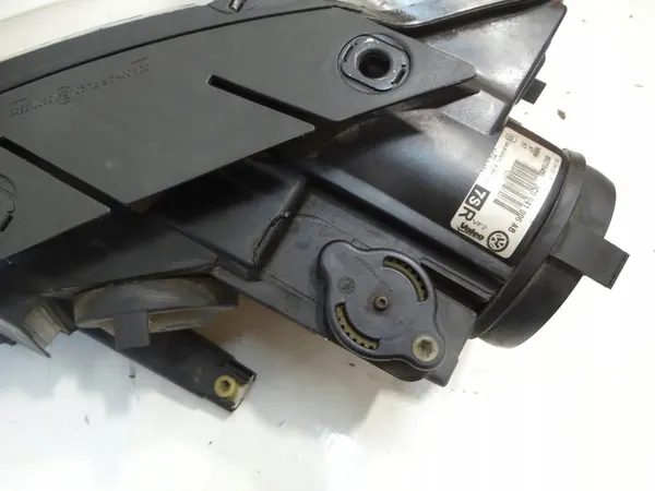 Oikea Ajovalaisin VW Passat B6 image 8