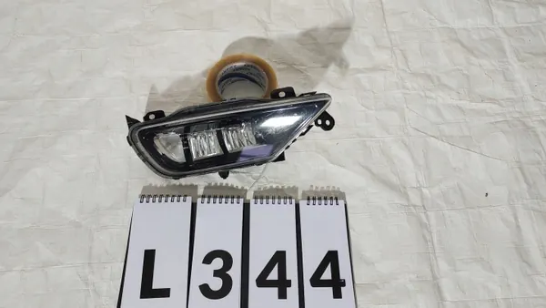 Phare Halogène LED Volvo OE 31395866 d'Occasion image 2