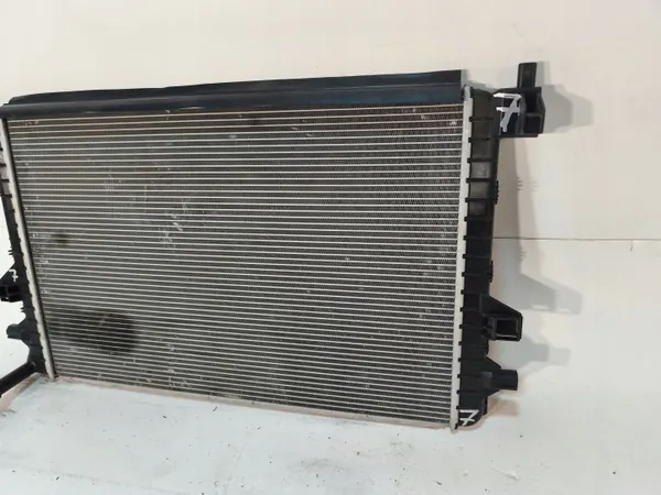 Radiateur d'eau d'occasion OEM 5Q0121251HS VW/Audi image 4
