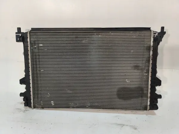 Radiateur d'eau d'occasion OEM 5Q0121251HS VW/Audi image 5