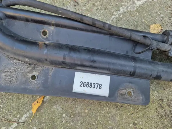 Enchedor AdBlue Scania OEM 2669378 2603366 - Usado image 3