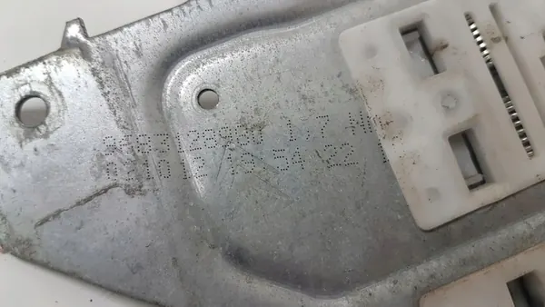 Régulateur manuel vitre OEM 9683128980 Arrière droit image 3