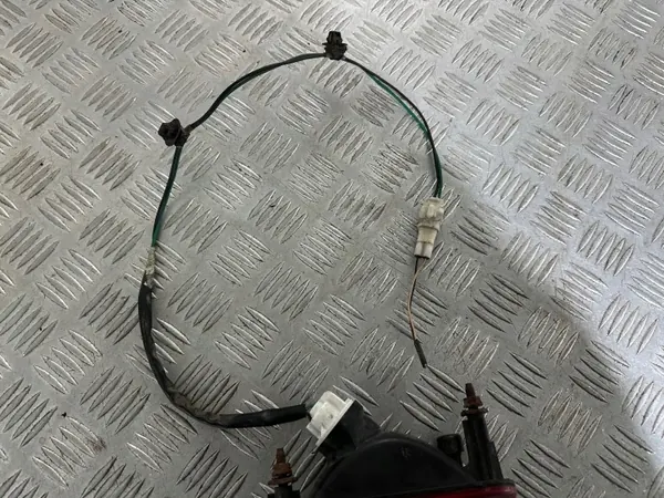 Suzuki Swift MK7 Bakre Dimljus OEM 36570-62J0 image 3
