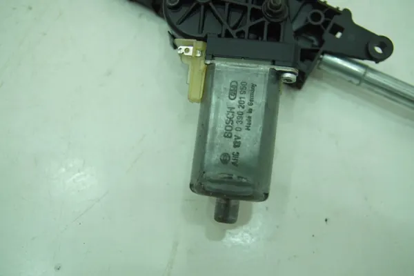 Motor de enlace de compuerta de techo OEM 0390201950 Mercedes SL R230 image 3