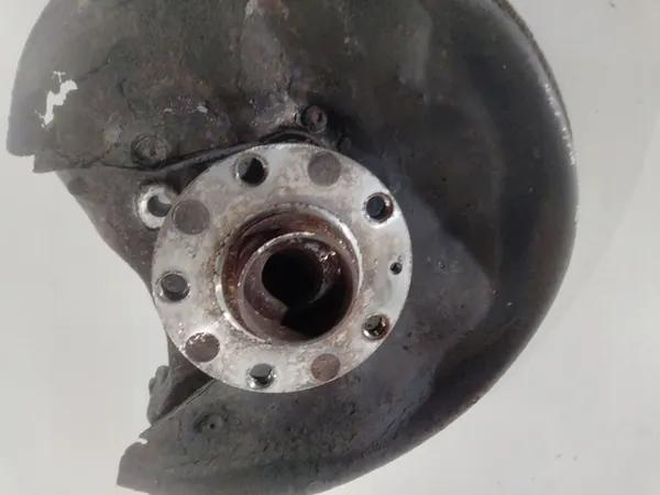 Audi A6 C6 Supporto Ruota Posteriore Sinistro 4F0505433H image 2