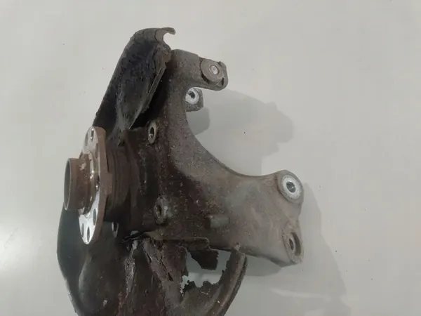 Audi A6 C6 Supporto Ruota Posteriore Sinistro 4F0505433H image 3