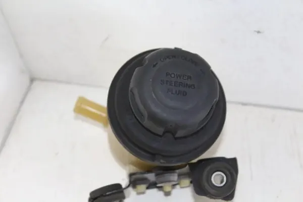 Hyundai Servolenkungsbehälter OEM 571503J000 image 3