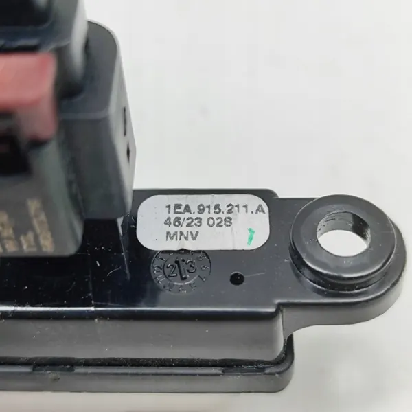 Polttoainesäiliön kansi OEM 1EA915211A Skoda Enyaq IV SUV image 7