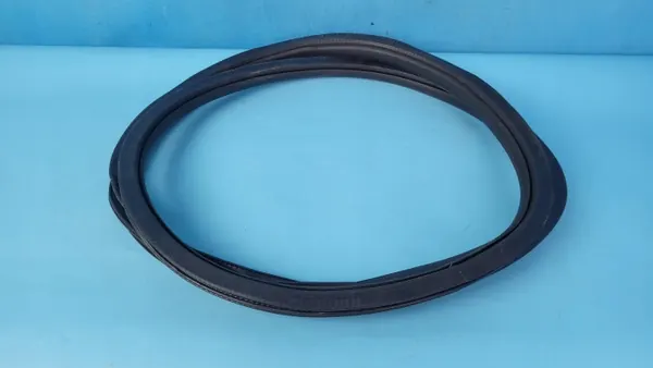 Junta da porta dianteira esquerda Mercedes EQE W295 OEM A2956970100 image 3