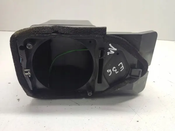 BMW 3 E36 Högtalargaller OEM 1387277 - Begagnad image 4