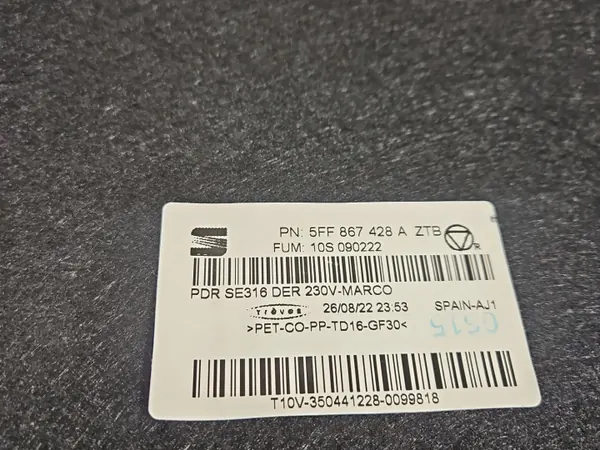 Oikea tavaratilan verhoilu OEM 5FF867428A Cupra Formentorille image 4