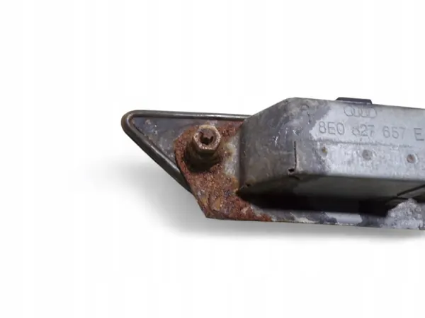 OEM 8E0827657D Audi A3 S3 8P Takakilvenvalo image 3