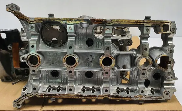 Audi OE 06H103373J cilinderkop image 9